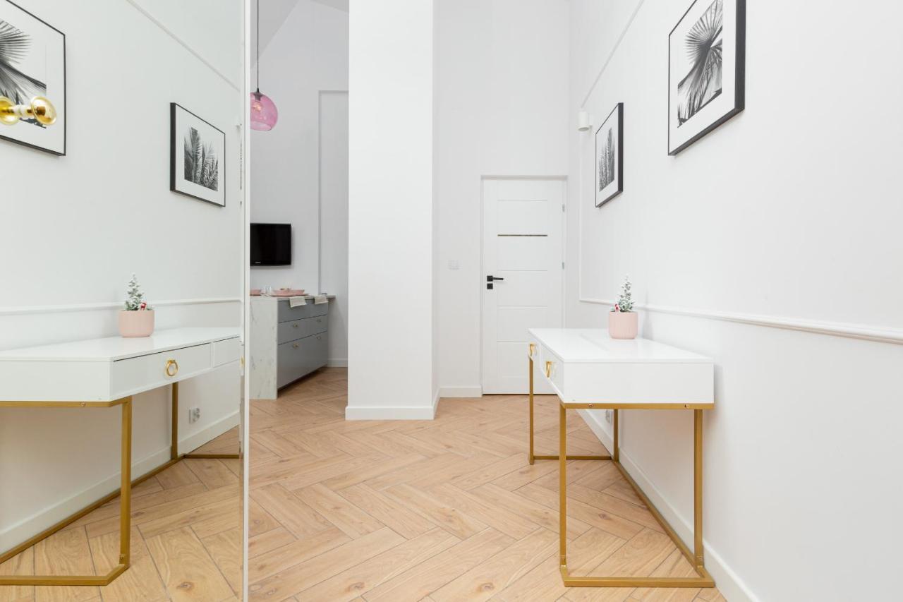 Praga Center Apartments By Noclegi Renters 바르샤바 외부 사진